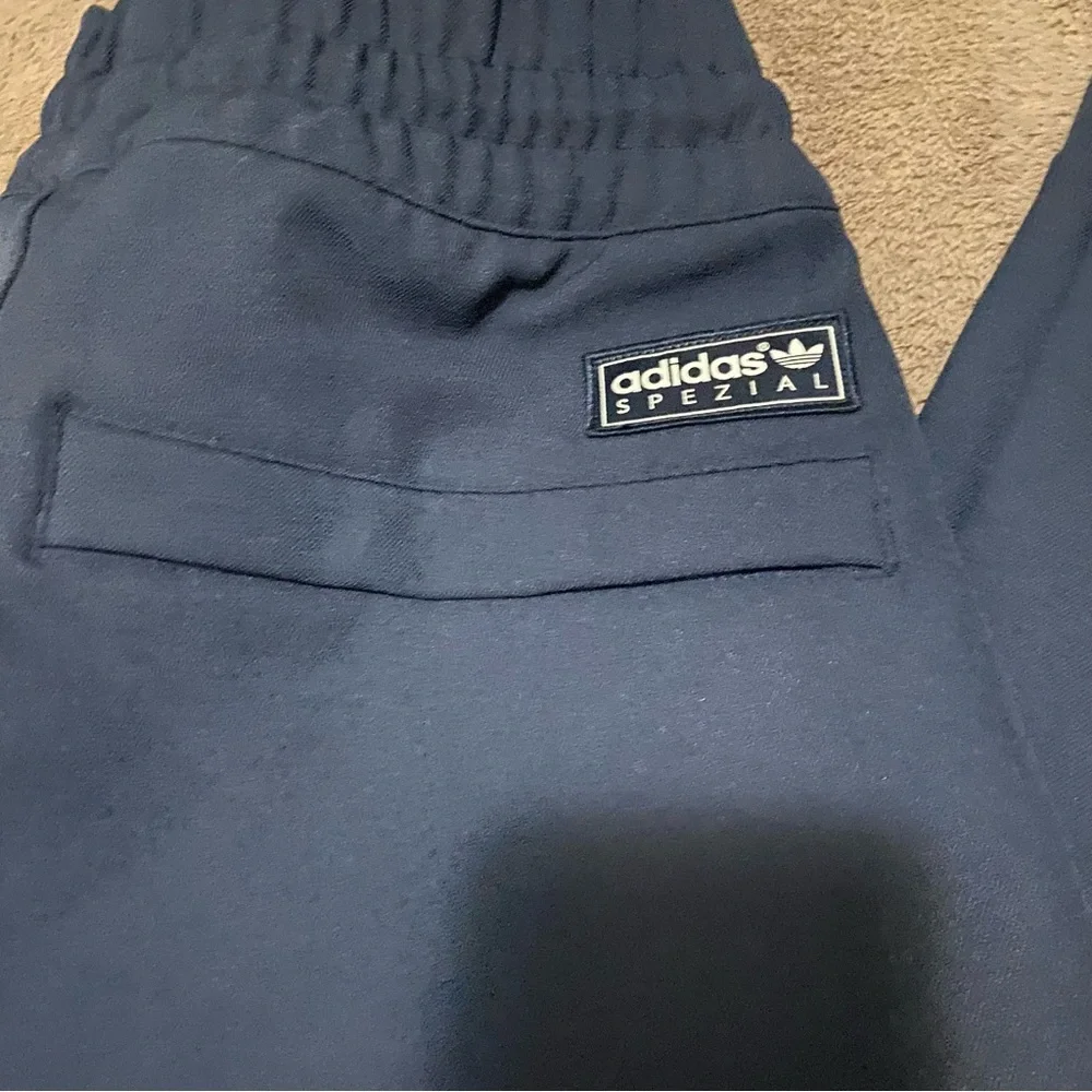 Adidas Spezial Pants size S Navy Color NWT - Picture 3 of 5